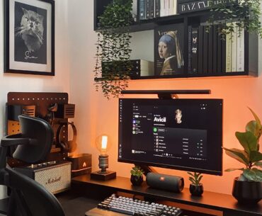 My Monochrome workspace setup