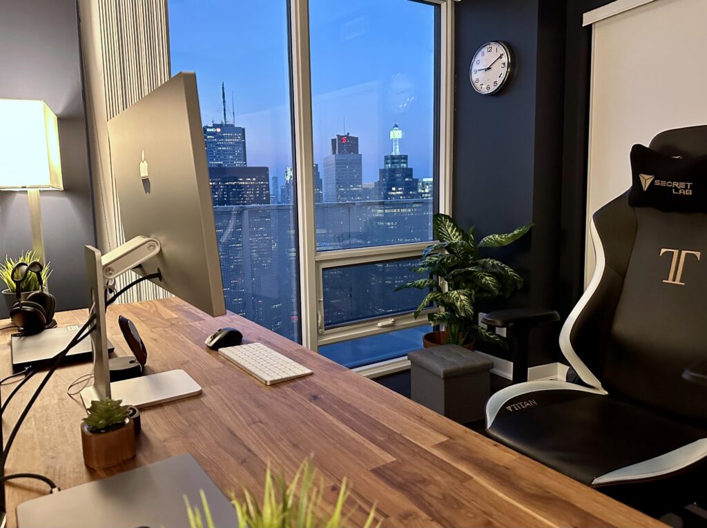 Minimal setup with a view!