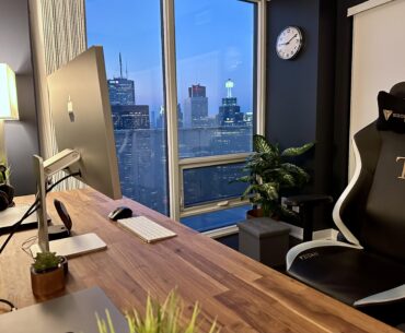 Minimal setup with a view!