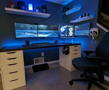 Work and game station