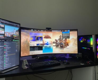 Rate my friends setup….