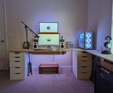 Finally finished my setup/guest room at my new place.