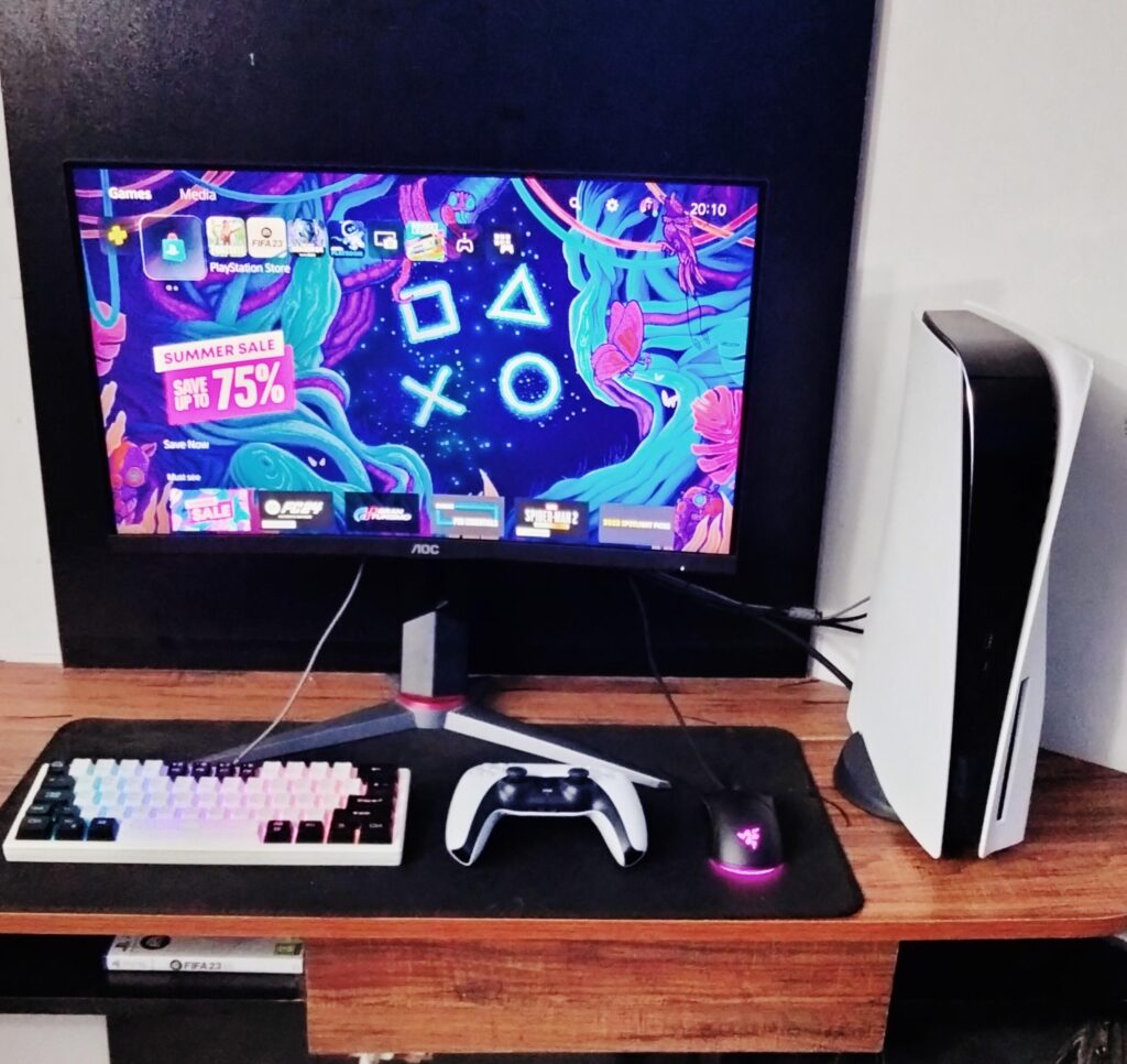 Finnaly got my first some what of a gaming setup (I'm 13 btw)