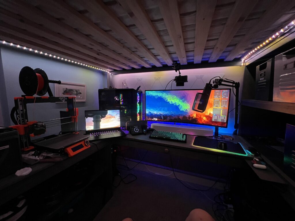 Got a new mic recently. I think it complements the setup well