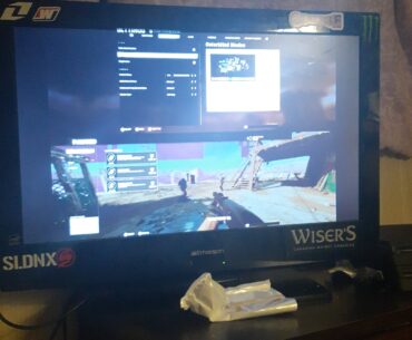 What the hell is wrong with split screen