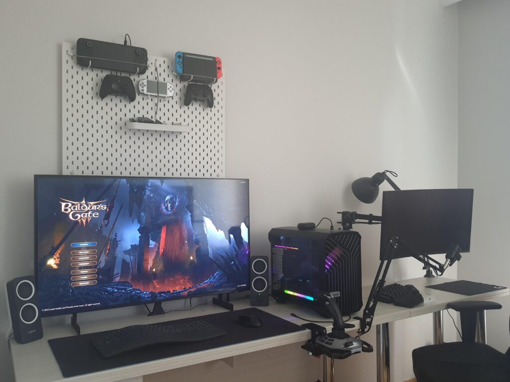 Thinking about switching to a single 34″, thoughts and general suggestions welcome!