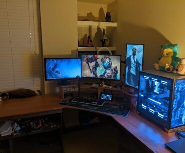 New setup. Homemade desk, first watercooling loop.