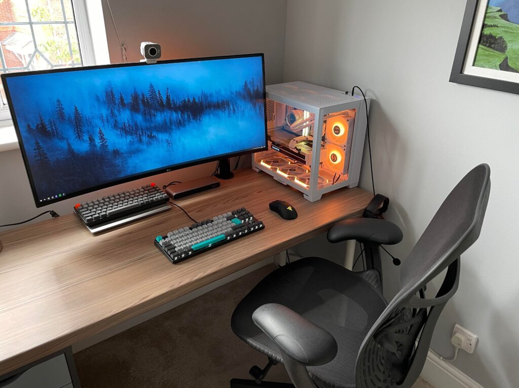 No retina burning LED lights all over the room. Just a simple setup on my end of the desk (shared with partner).