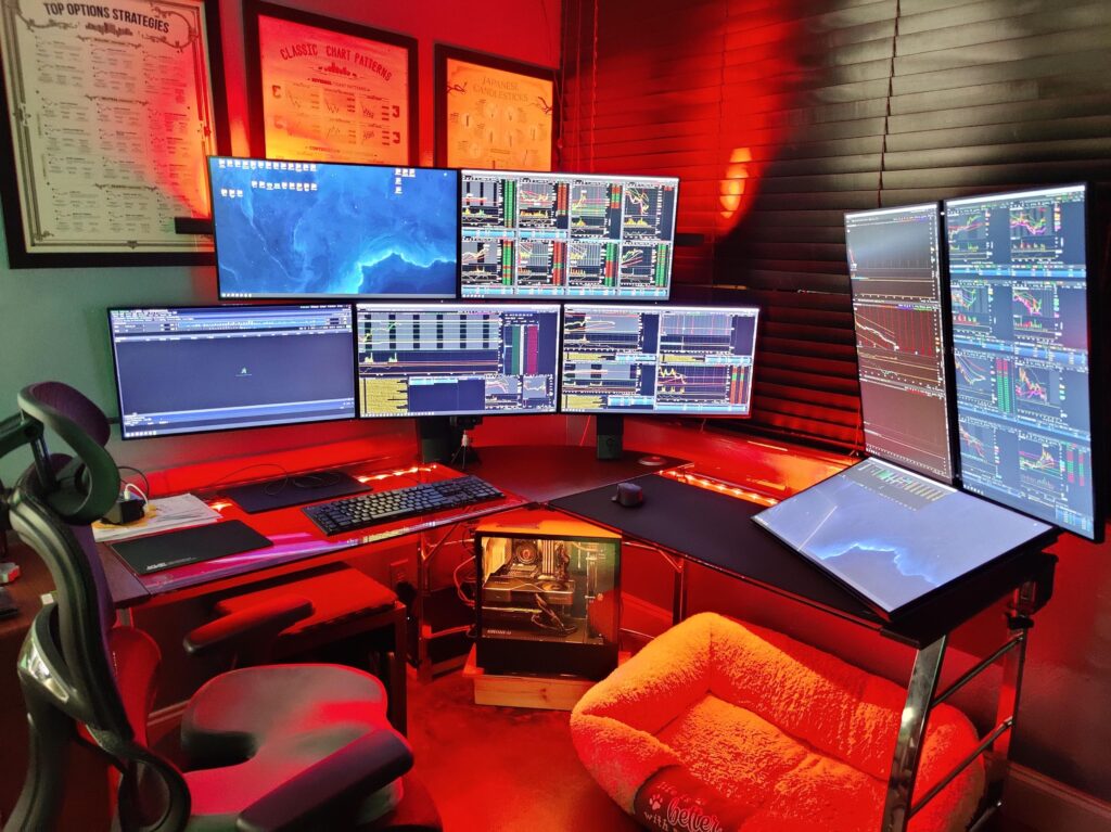 I NEED MORE SCREENS! (Please wifey!?)