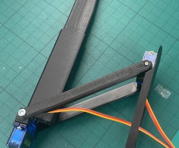 Working mantis blade prototype (WIP)