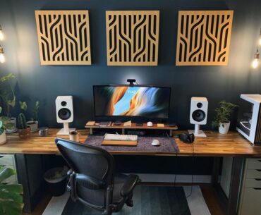 Been a while since I've shared my setup, some recent accessories making it feel like home!