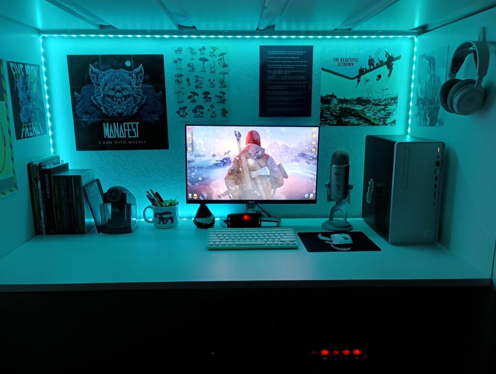 Finally got some posters up! What do y'all think of my budget gaming setup? I plan on building a new PC in a few weeks, but I figured I'd get y'all's recommendation for a case while I'm here. What kinda case would fit well with this setup? Max budget for case = $100