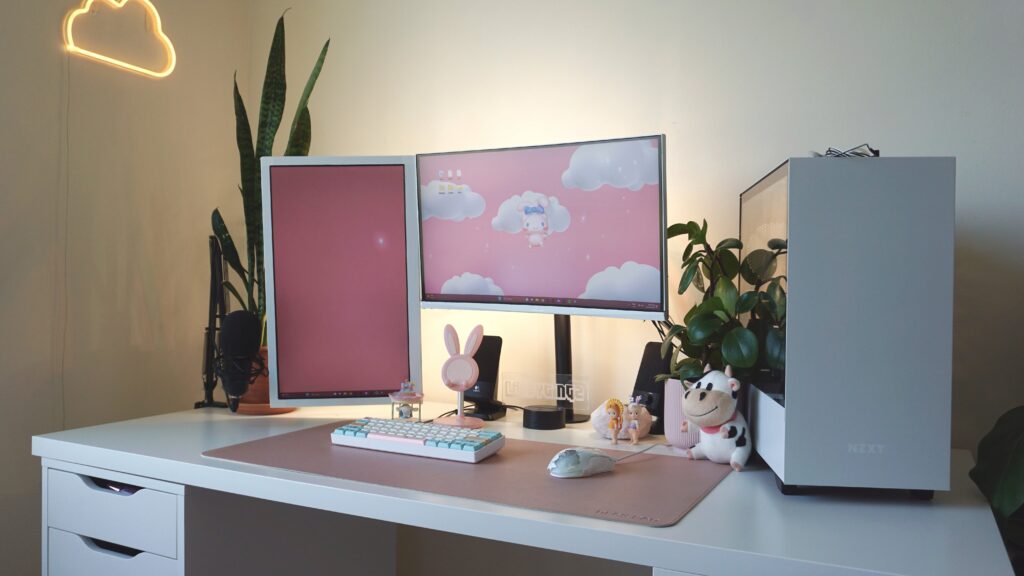 trying out the vertical monitor, not sure if im a fan or not 🤔