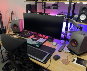 My home bedroom studio / office setup.