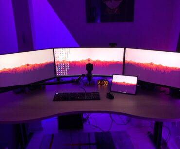 34" Ultrawide with 2x 27" Monitors and iPad Pro 12.9"