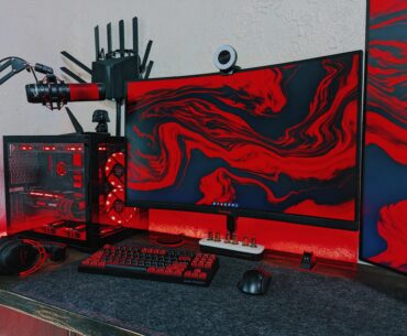My red setup with the new felt desk pad (I love it so much)
