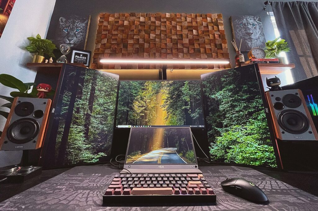 Woody Battlestation
