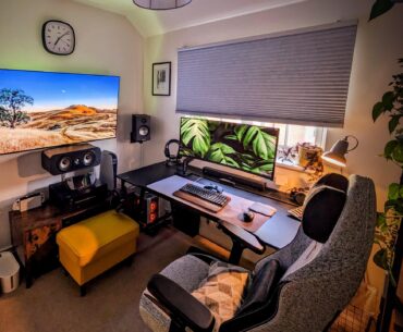 Upgraded my monitor to an ultrawide OLED, so now I can OLED while I OLED.