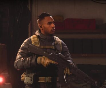 I'm glad to show you Broadsword and Claymore skins of "Gaz Operator Bundle"