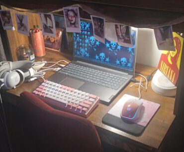 mine isn't really a battlestation, per se, more like a cosy cove tbf