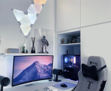 Sharing my attempt at a 'clean' set-up.