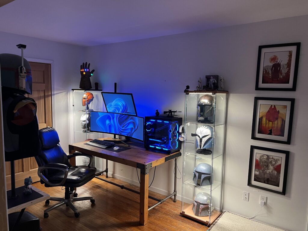 Really digging the NZXT H9 with the Lian Li fans. Next step is upgrading the desk!