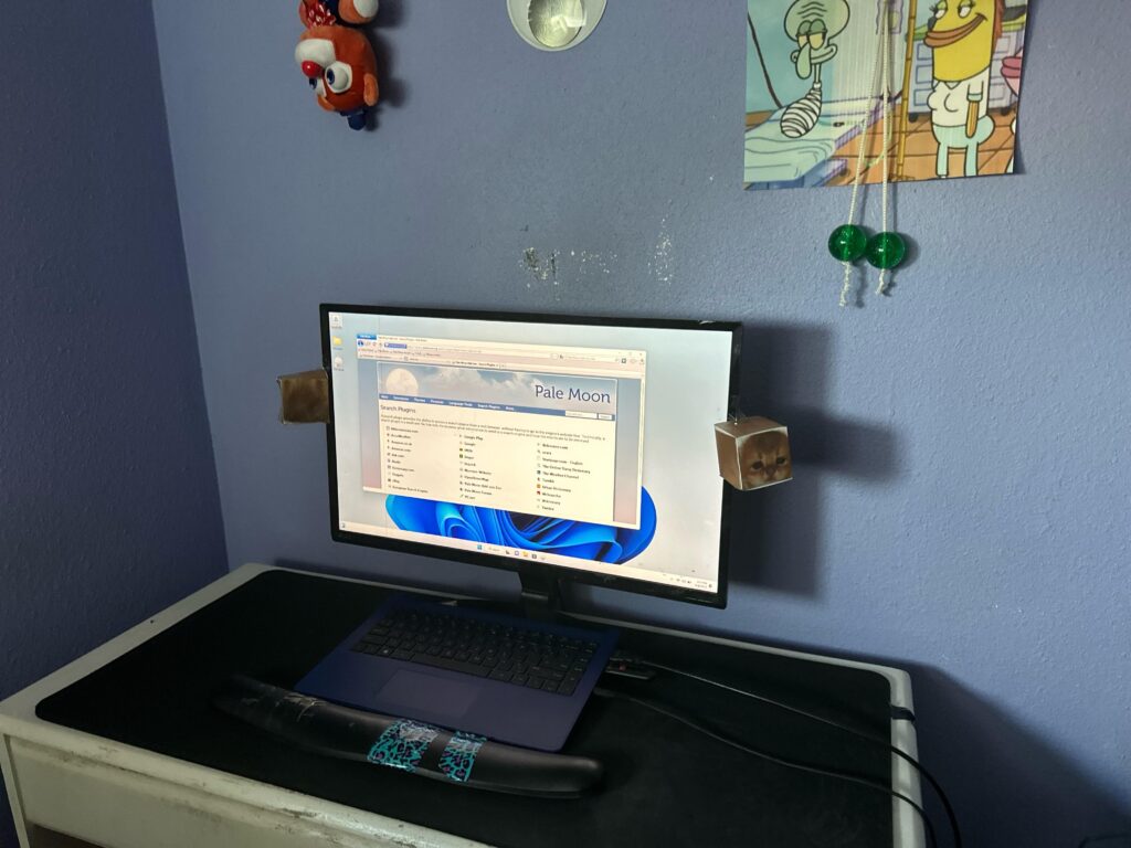 I couldn’t install windows 7, I had to use windows 11, I also cleaned up desk