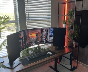 Some of y’all suggested these monitors in portrait. Not really loving how pushed forward they have to be on my desk. Due to ultra wide curve.