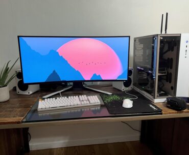 Just got a new ultrawide and speakers to complete the look.