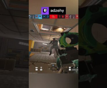 Le game sens les gens #fps #rainbowsixsiege #clips #highlights #pvp #r6 #fpsgames #tactique