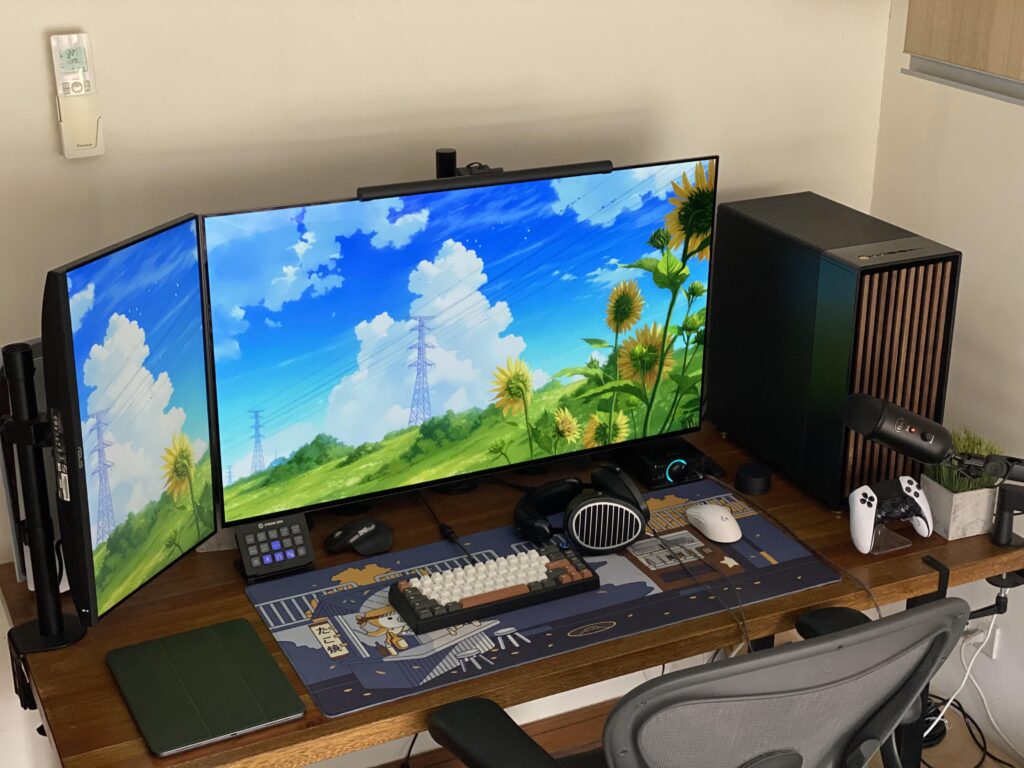 Fractal North looks so good.