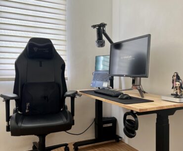 WFH Minimalist Setup
