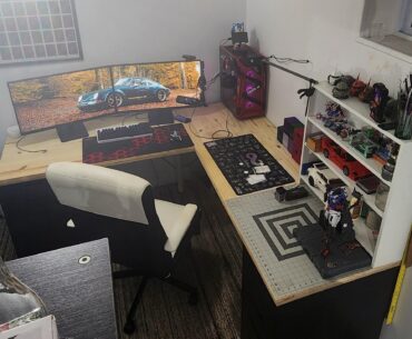 My setup. Feel free to roast it