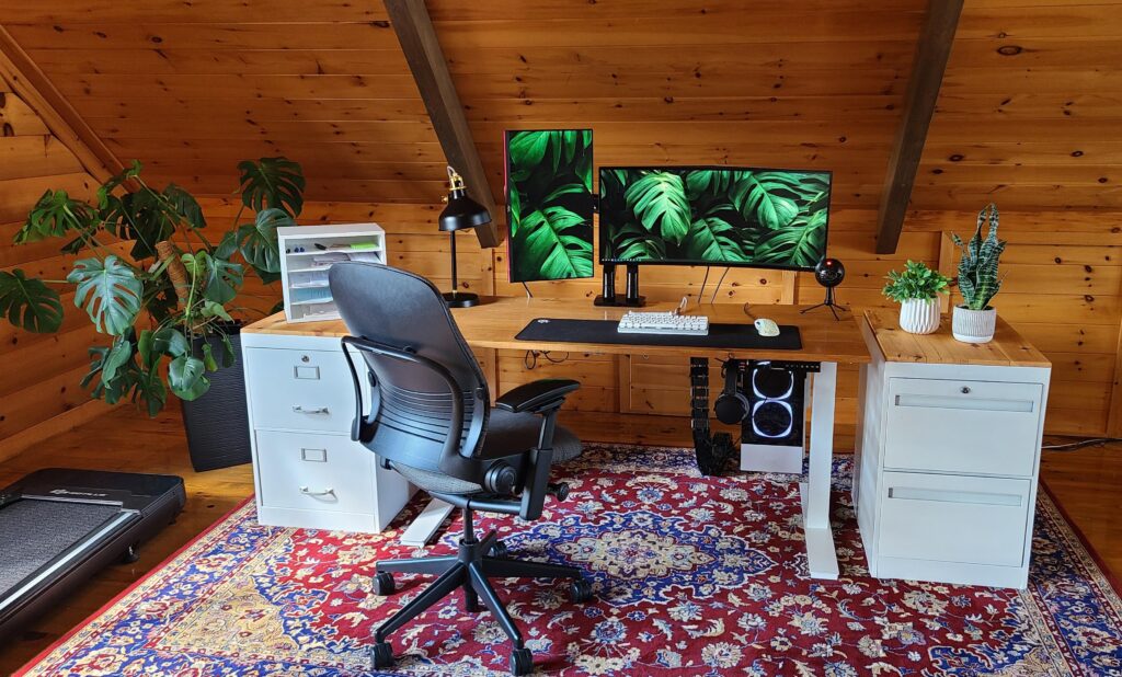 My natural work&gaming battle station. Any lightning recommendations to put on the ceiling above my monitors?