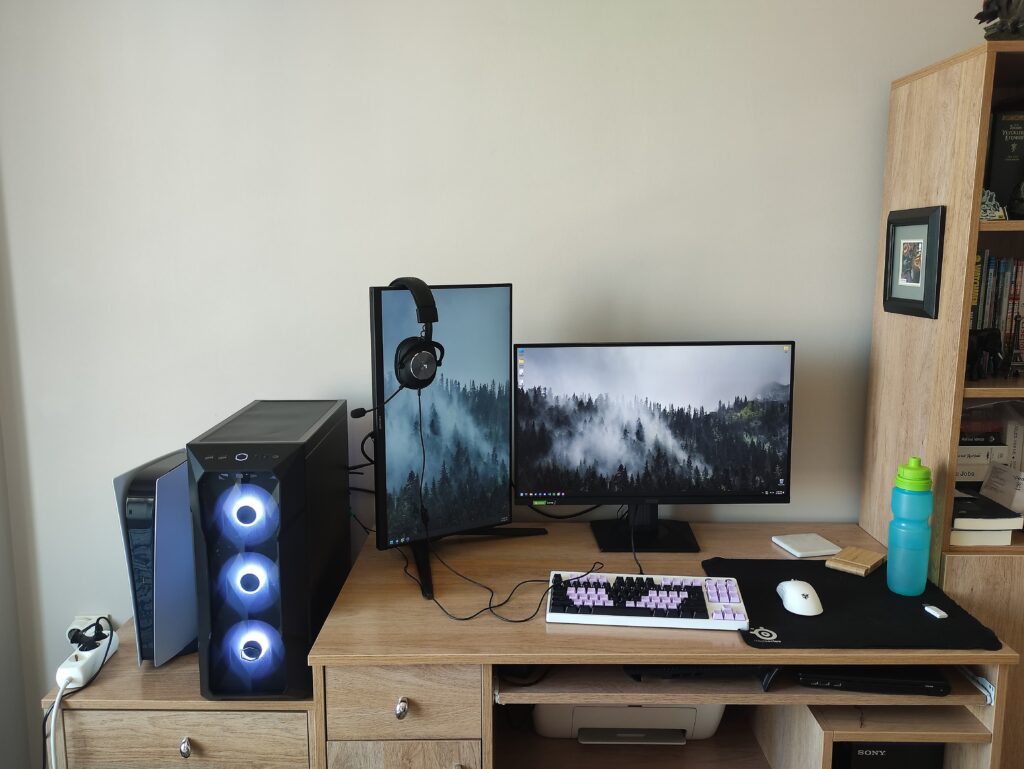 Hardware is done, it's time to buy new chair and desk. What is your advice