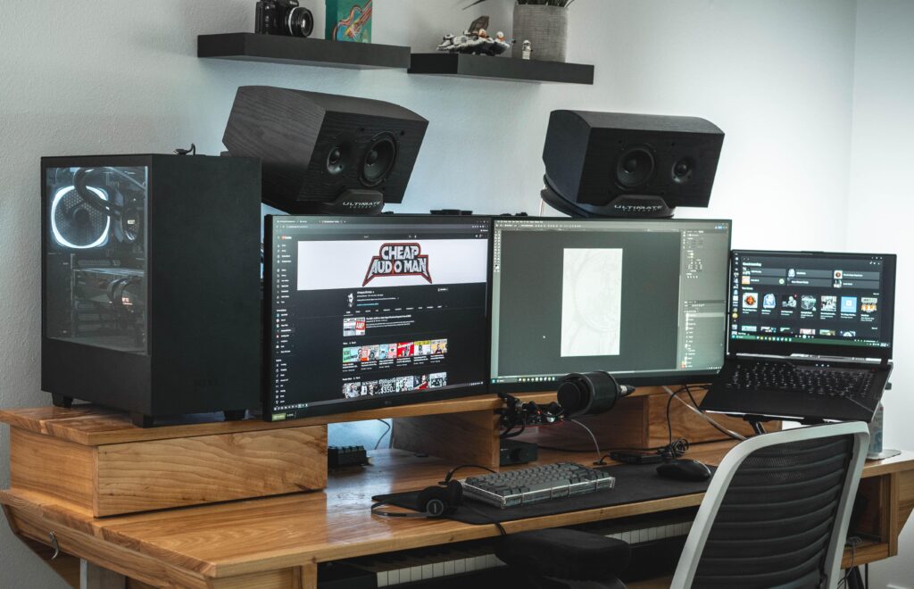 My WFH final form. (probably)