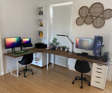 Recently finished. Home office on the left, battlestation on the right.