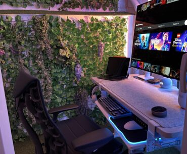 This is the room where i have the "Office"