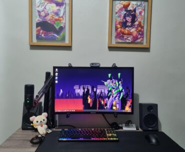 Posters really do add alot to a setup