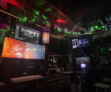 Got 4 screens going