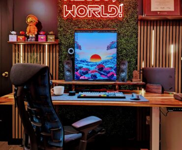 Hello, World! ...