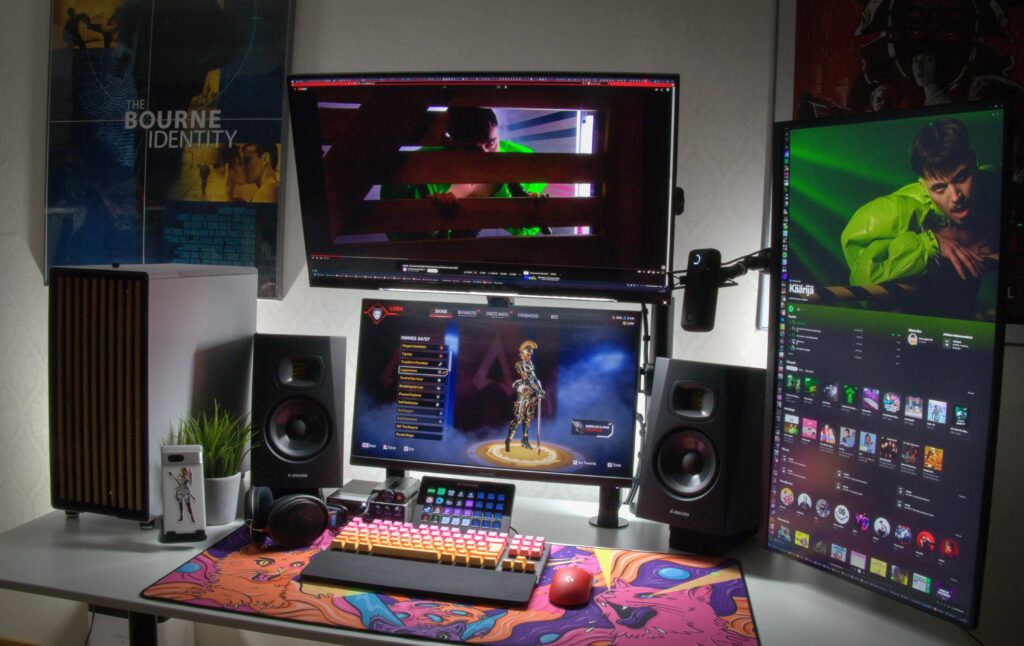 Recently got studio speakers. Now I can annoy my neighbors with Cha Cha Cha