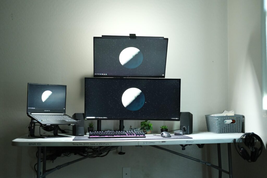 Budget college/gaming setup, Prior Beer Pong table --> Computer Desk, Laptop Build