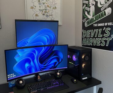 Been a lurker but felt like sharing :D (please I’ll fix the cables eventually lol)