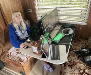Me and my GF are living in a trailer for a month, pretty cramped but we managed!