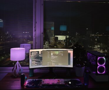 I love my battlestation at night