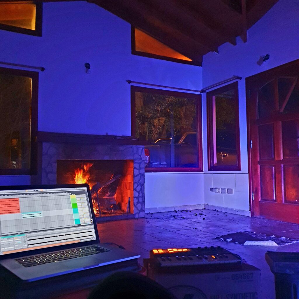 Desktop, camping cooler, Valvoline full synthetic oil box, a shit like vaporwave column.