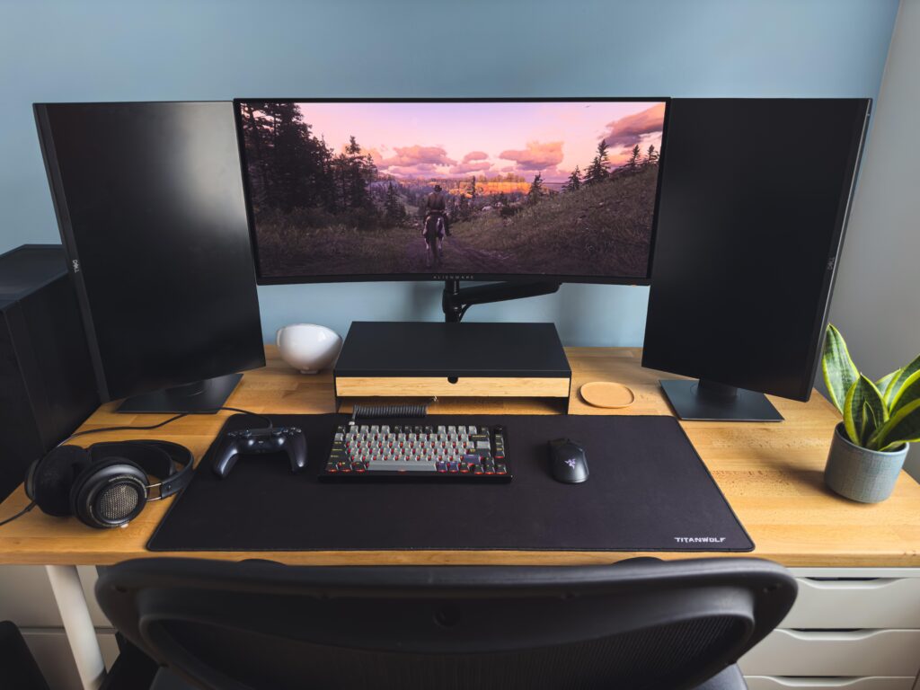 After putting it off for over a year I caved in and switched to an ultrawide monitor.
