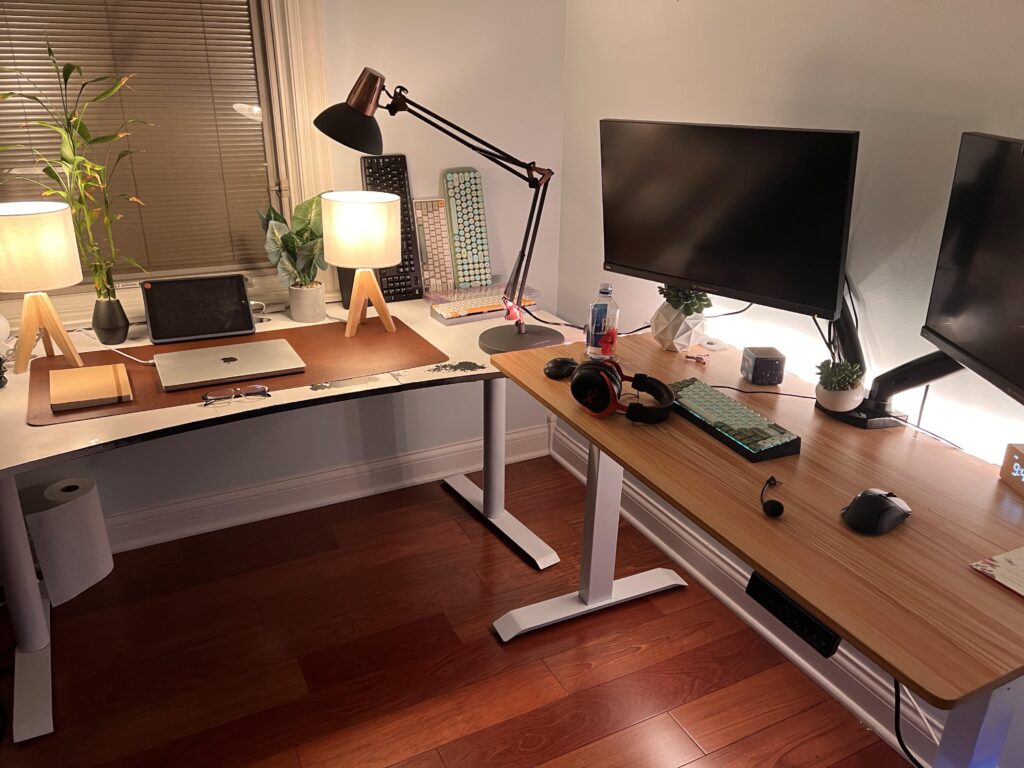 Two workstations in one