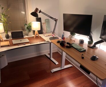 Two workstations in one